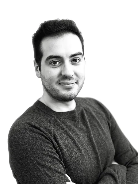 Black & white picture of Stiven Llupa